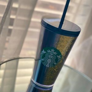 Starbucks 2020 Holiday cold tumbler NWT